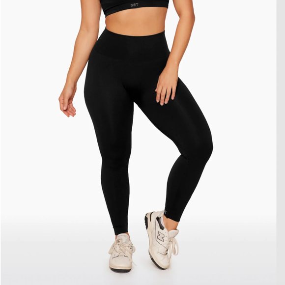 Set Active Workout Set - M - Picture 5 of 6